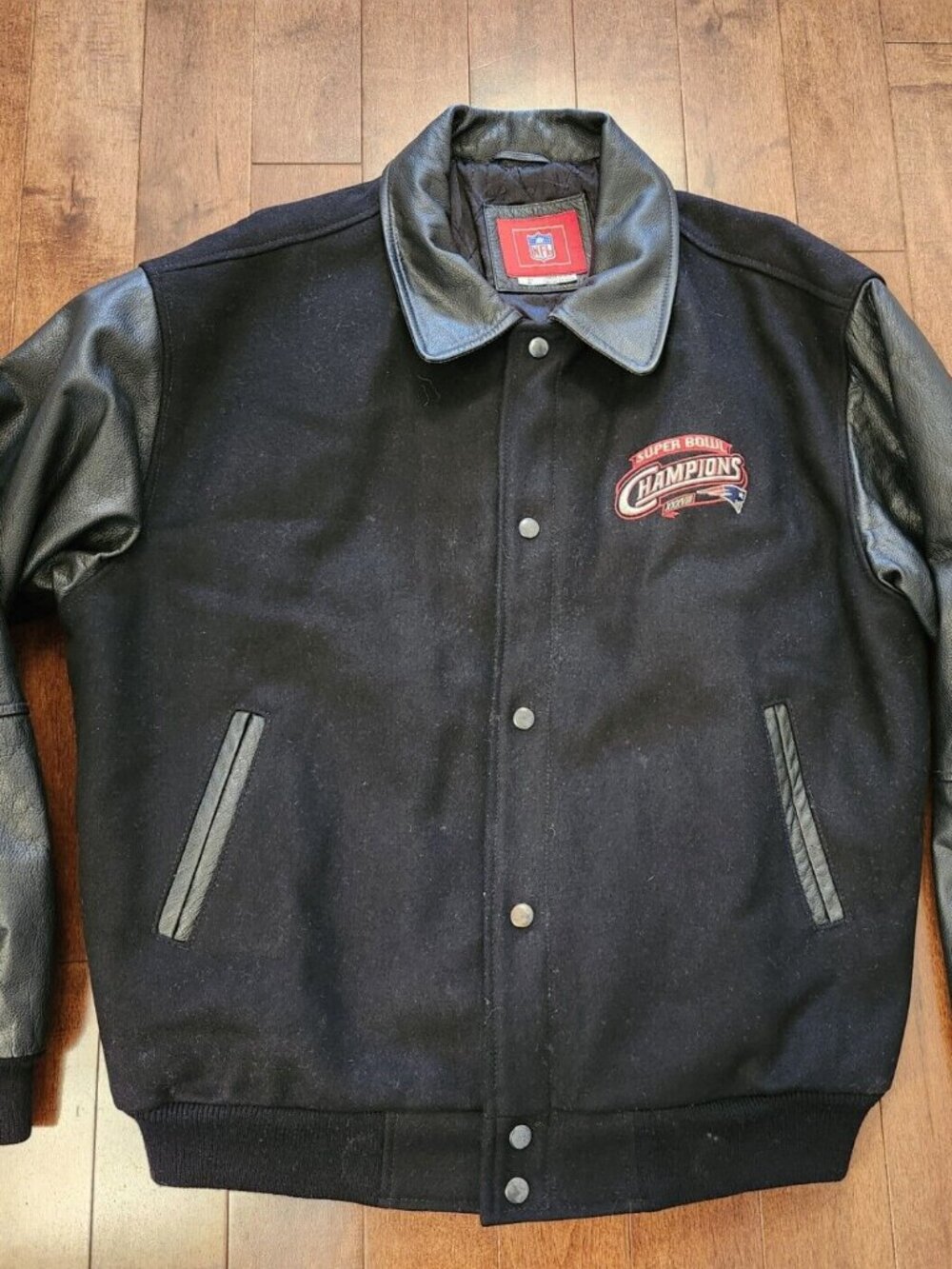 Patriots men's medium super bowl champions leather and wool jacket